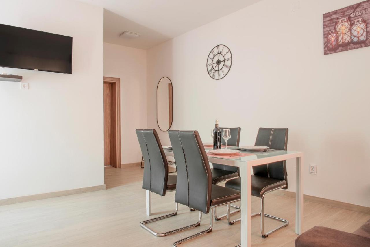 Apartmani Vudrag Trogir Ngoại thất bức ảnh