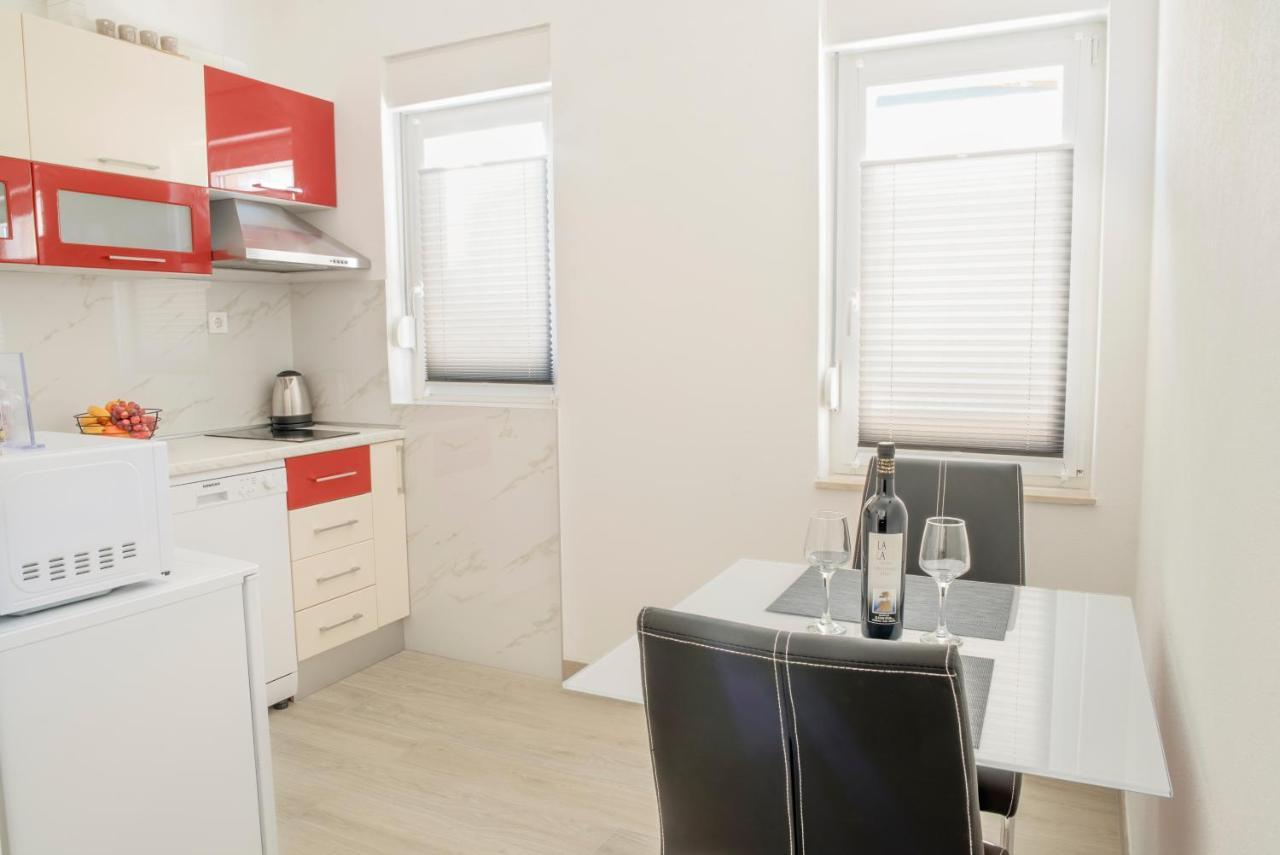 Apartmani Vudrag Trogir Ngoại thất bức ảnh